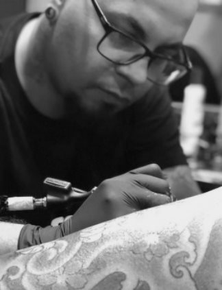 Tatuador Thiago Amorim